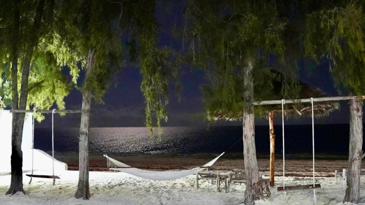 Nautilus Boutique Hotel Уроа Екстериор снимка