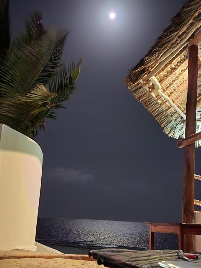 Nautilus Boutique Hotel Уроа Екстериор снимка